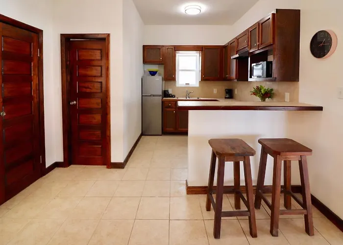 Parham Plaza Hotel San Pedro (Ambergris Caye)