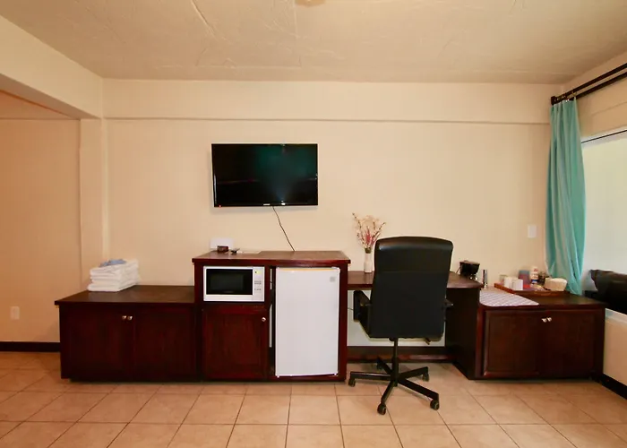 Hotel Parham Plaza 3*