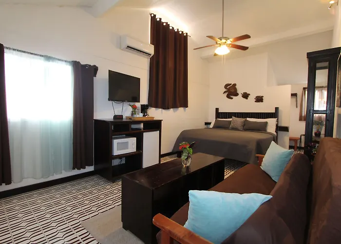 Parham Plaza Hotel San Pedro (Ambergris Caye)