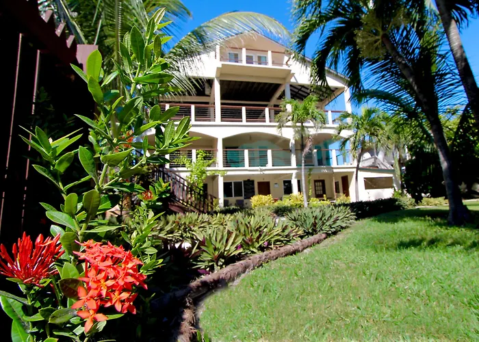 Parham Plaza Hotel 3*