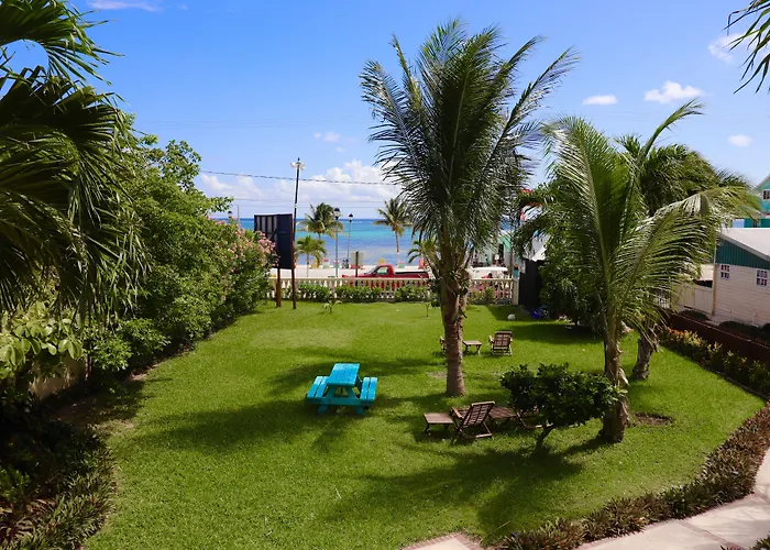 Parham Plaza 3*