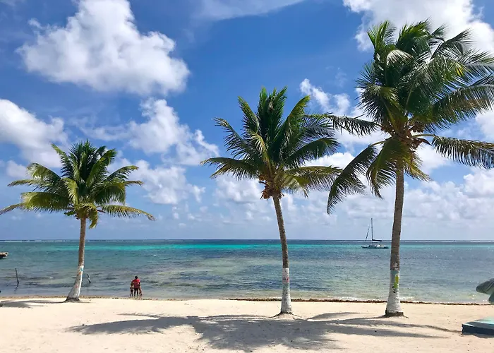 Parham Plaza Hotel San Pedro (Ambergris Caye)